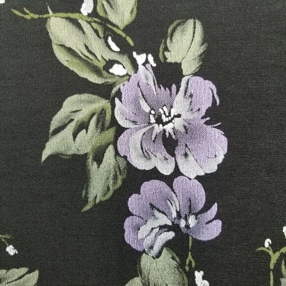 Kathy Ireland Essentials Top. Size L - Picture 9 of 11